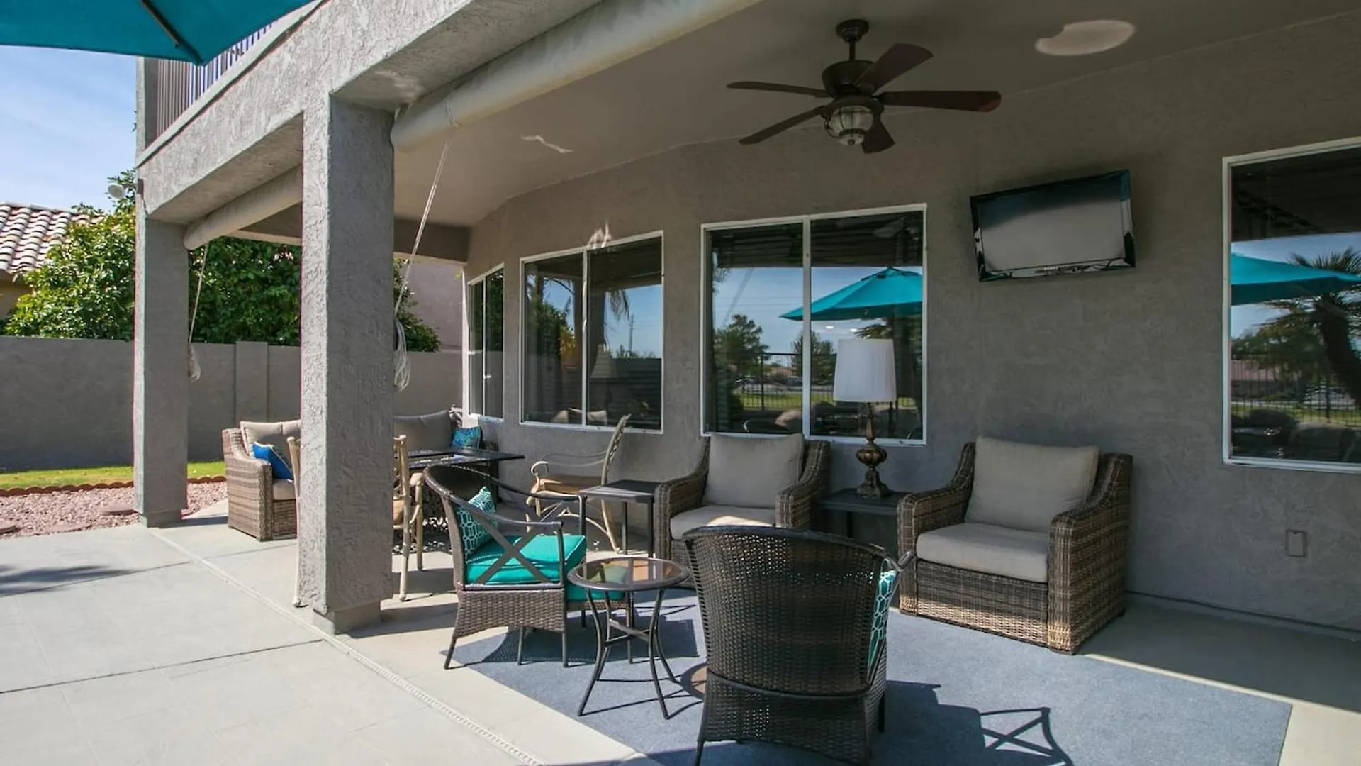 Spectacular Golf Course Home With Pool And Views Gilbert 0*,  United States